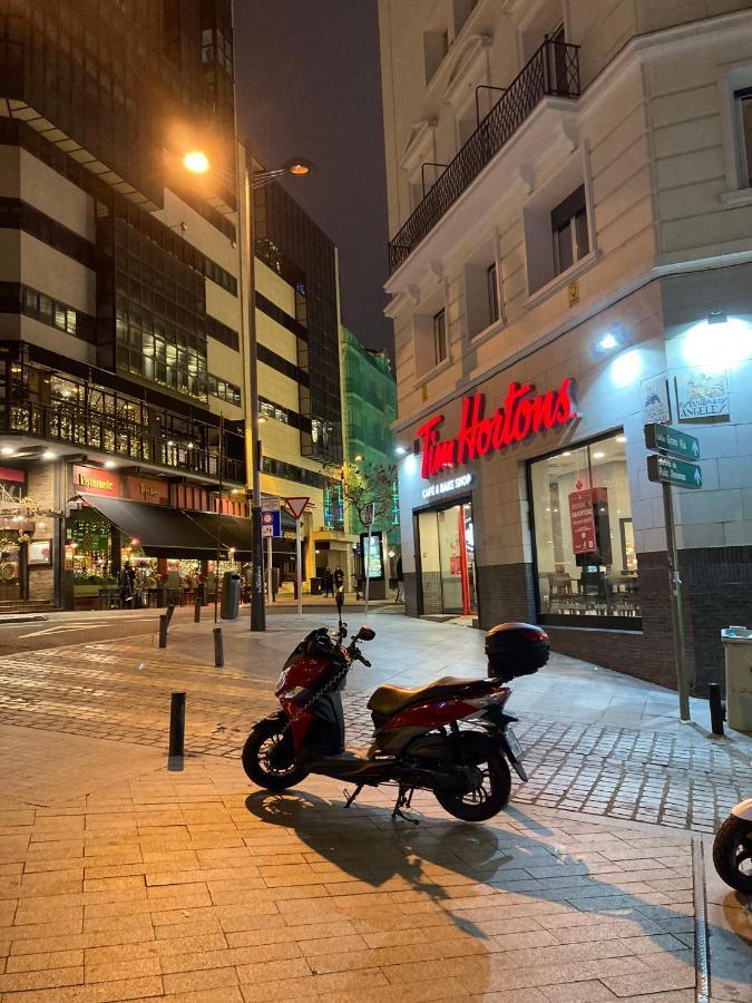 Centrico, Gran Via Sol Plaza Mayor Мадрид Екстериор снимка
